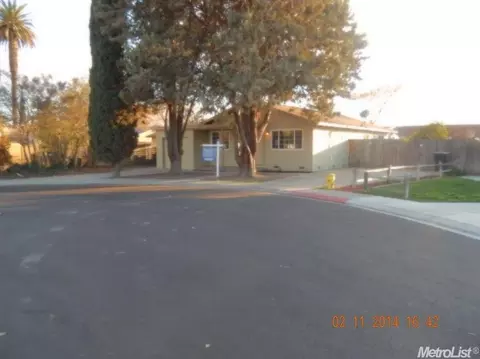 2639 4th St, Hughson, CA 95326 photo 2