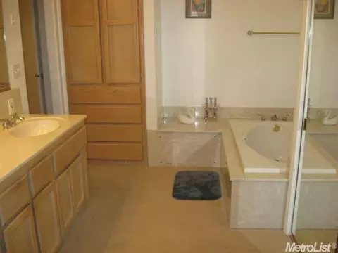 3008 Darius Ln, Modesto, CA 95355 photo 12