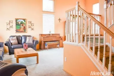1232 Ness Ct, Ripon, CA 95366 photo 4
