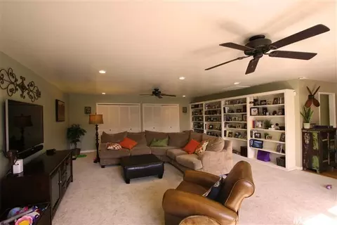 2909 Yukon Dr, Modesto, CA 95350 photo 3