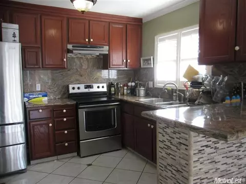1401 Schleiger Dr, Tracy, CA 95376 photo 3