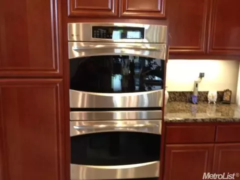 1487 Vasco St, Manteca, CA 95337 photo 9