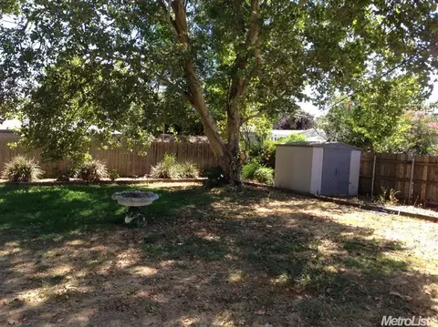 5518 Gibbons Dr, Carmichael, CA 95608 photo 16