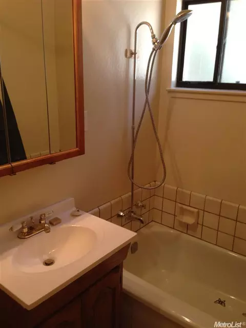 5518 Gibbons Dr, Carmichael, CA 95608 photo 11