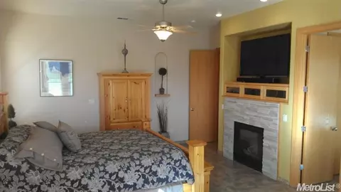 1257 Buzzini Ct, Ripon, CA 95366 photo 13