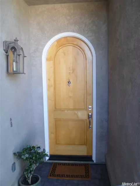 1257 Buzzini Ct, Ripon, CA 95366 photo 4