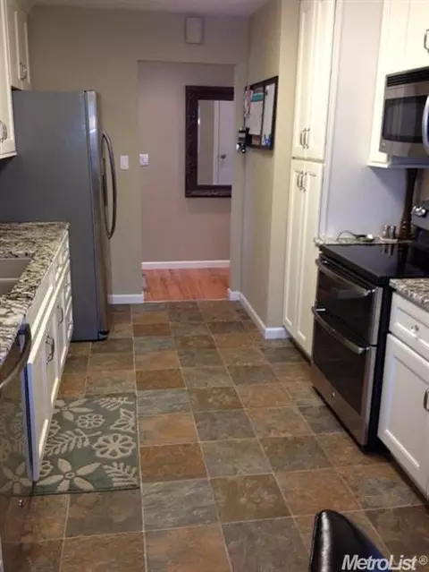 1719 Locke Rd, Modesto, CA 95355 photo 17