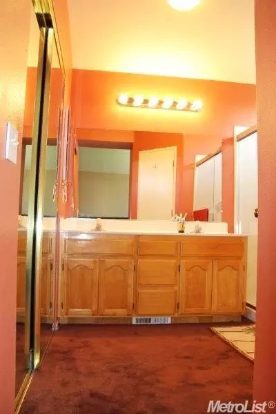 848 N Central Ave, Modesto, CA 95351 photo 10