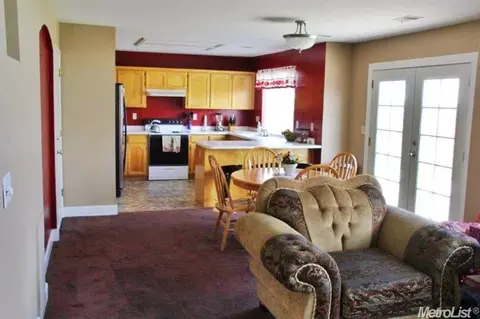 848 N Central Ave, Modesto, CA 95351 photo 7