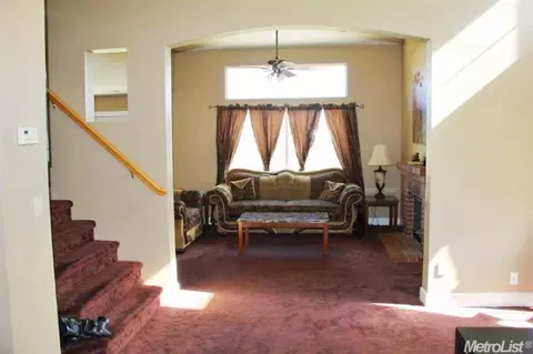 848 N Central Ave, Modesto, CA 95351 photo 2
