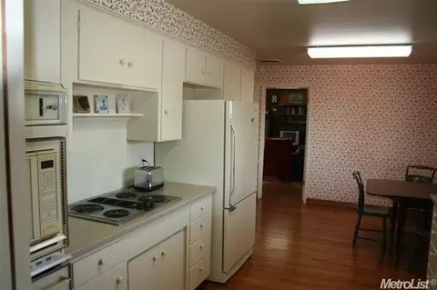 800 Maplewood Dr, Lodi, CA 95240 photo 10