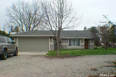 2437 Temperate Ave, Modesto, CA 95358 photo 1