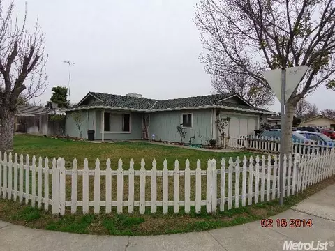 1500 Grenache Ct, Modesto, CA 95358 photo 1