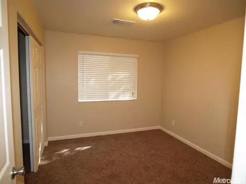 1514 Inyo Ln, Modesto, CA 95358 photo 12