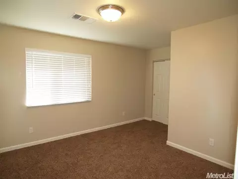 1514 Inyo Ln, Modesto, CA 95358 photo 14