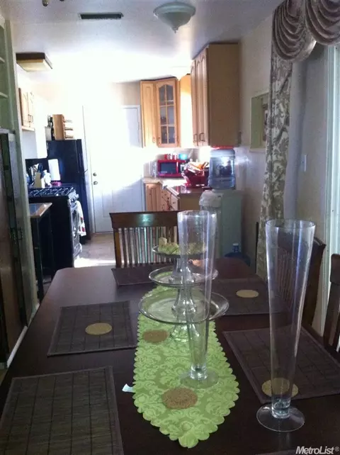 1410 Richard Dr, Tracy, CA 95376 photo 3