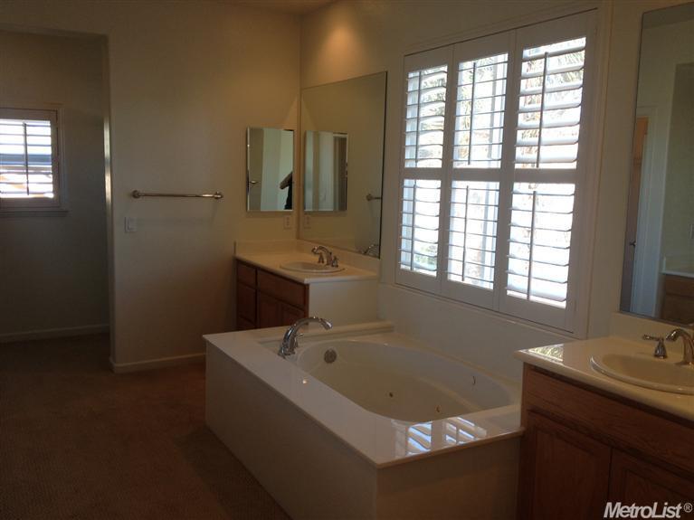 840 Ben Ingram Ln, Tracy, CA 95377 photo 14