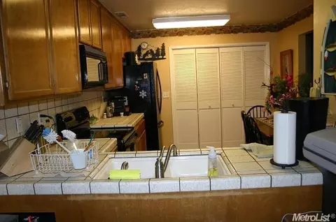 1112 Cedar Creek Dr #3, Modesto, CA 95355 photo 5
