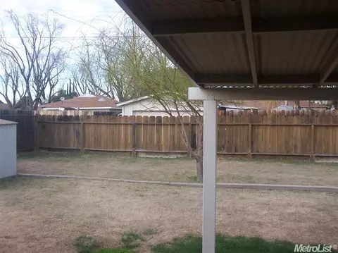 805 Norwegian Ave, Modesto, CA 95350 photo 10