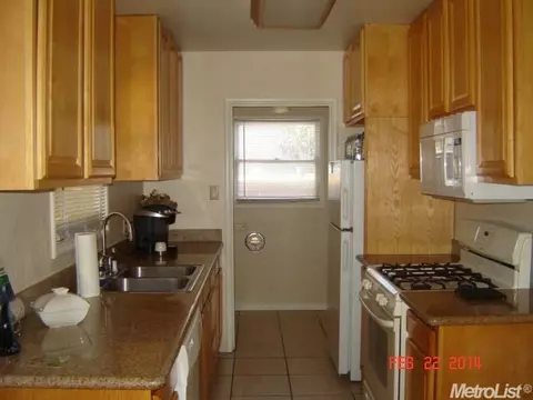 805 Norwegian Ave, Modesto, CA 95350 photo 7
