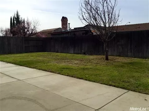 7405 Nicholas Pl, Winton, CA 95388 photo 5