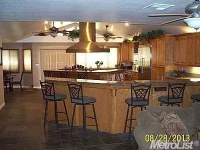 2825 Adair Rd, Modesto, CA 95358 photo 2