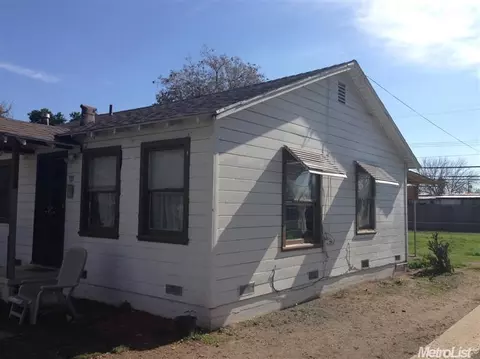 121 Locust St, Modesto, CA 95351 photo 5