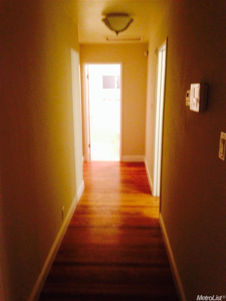 610 Annilane, Modesto, CA 95351 photo 3