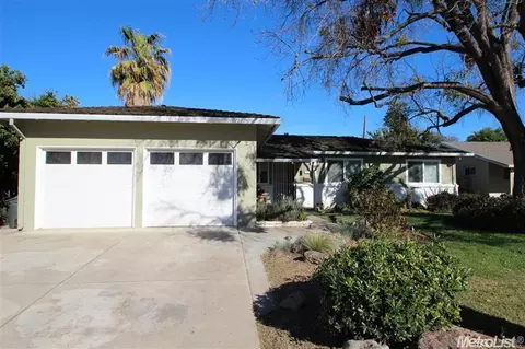 5130 Schuyler Dr, Carmichael, CA 95608 photo 2