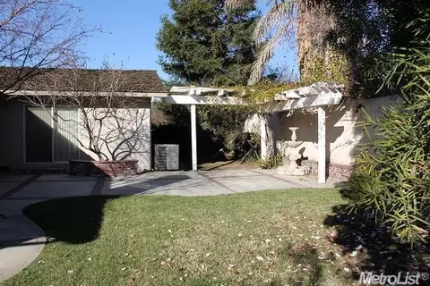 1113 Salisbury Ln, Modesto, CA 95350 photo 14