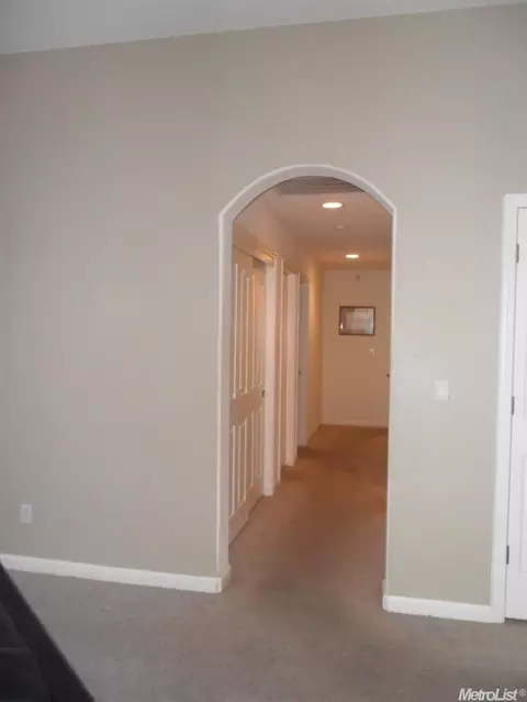 912 Hackett Rd, Ceres, CA 95307 photo 3