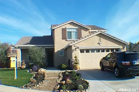 207 Lavender Ct, Galt, CA 95632 photo 1