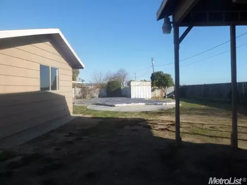 916 Sylvia St, Gustine, CA 95322 photo 8