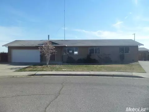 916 Sylvia St, Gustine, CA 95322 photo 1