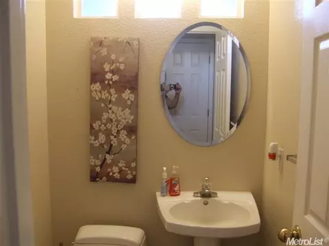 974 Zumstein, Ripon, CA 95366 photo 12