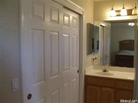 974 Zumstein, Ripon, CA 95366 photo 10