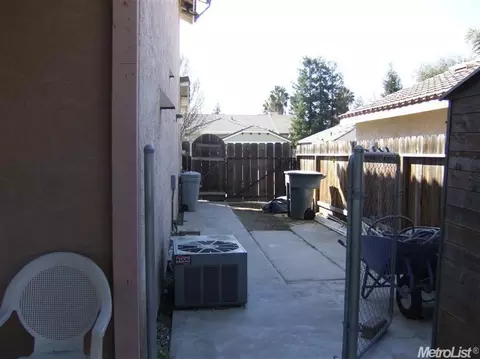 974 Zumstein, Ripon, CA 95366 photo 22