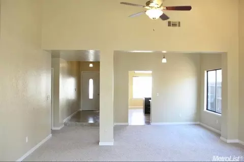 2012 Stracker Way, Modesto, CA 95350 photo 9