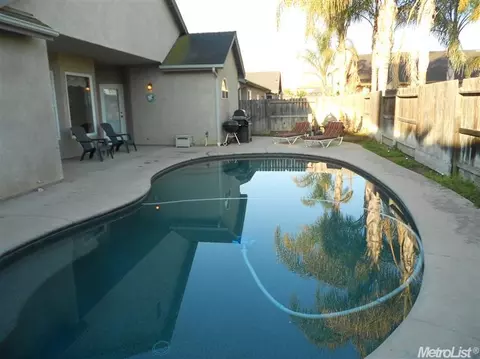 6517 Catkin Ct, Hughson, CA 95326 photo 10