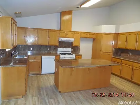 1450 Ashmount Ln, Gustine, CA 95322 photo 6