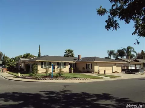 2501 Mauna Kea Dr, Ceres, CA 95307 photo 1