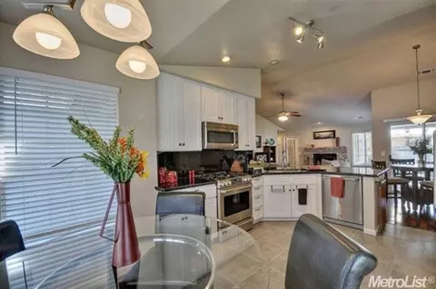 3129 Joellen Ct, Carmichael, CA 95608 photo 12