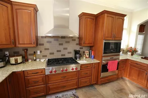 4541 Fremonts Loop, Rescue, CA 95672 photo 5