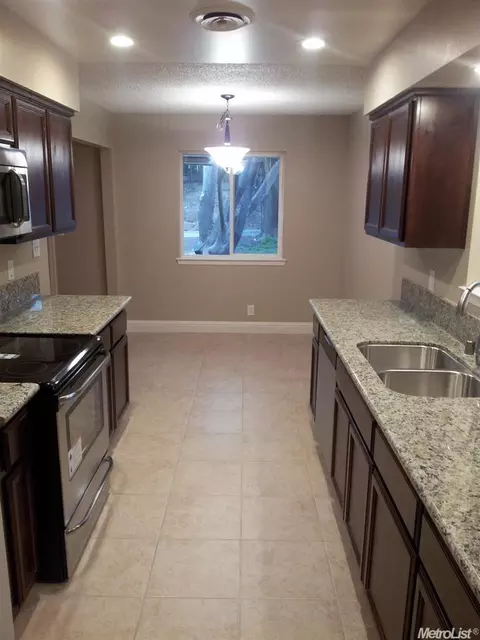 5809 Pearson Ave, Loomis, CA 95650 photo 2