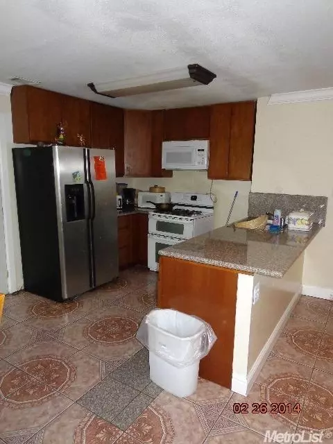 1628 Imperial Ave, Modesto, CA 95358 photo 3