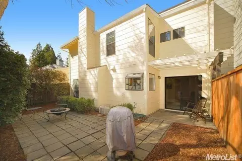 1918 Manet, Davis, CA 95616 photo 6