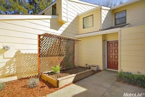 1918 Manet, Davis, CA 95616 photo 4
