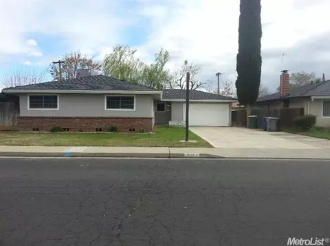 2684 10th Ave, Merced, CA 95340 photo 1