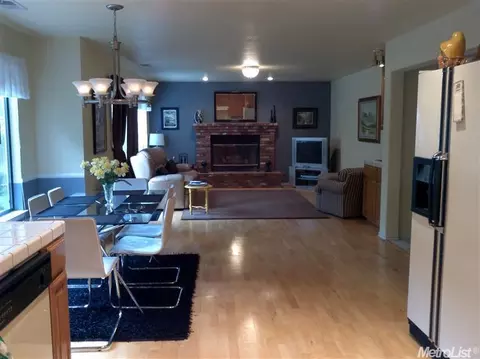 440 Cecelio Way, Tracy, CA 95376 photo 4