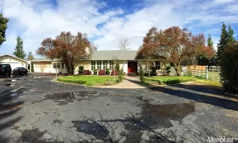 5743 Garst Rd, Modesto, CA 95357 photo 1